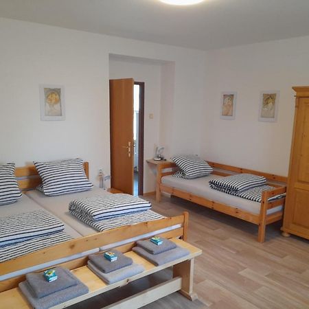 Hrncirna Apartment Kněževes Bagian luar foto